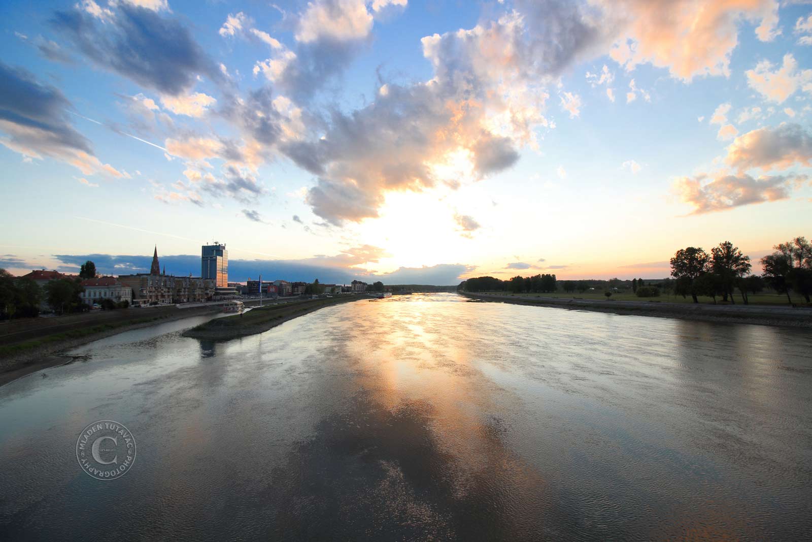Turistički vodič: Osijek - suton na Dravi