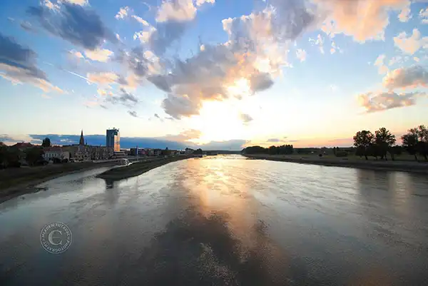 Tour guide:late afternoon oh the river Drava-city of Osijek